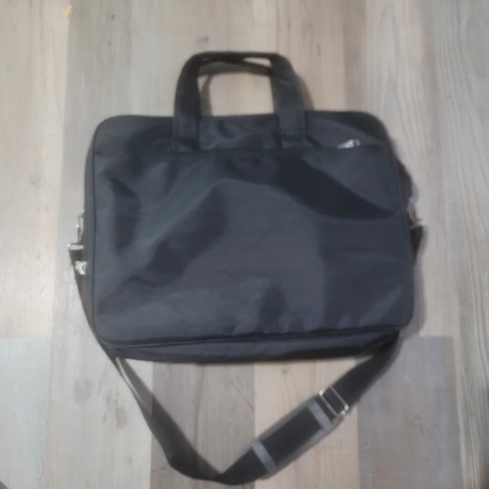 Laptop bag